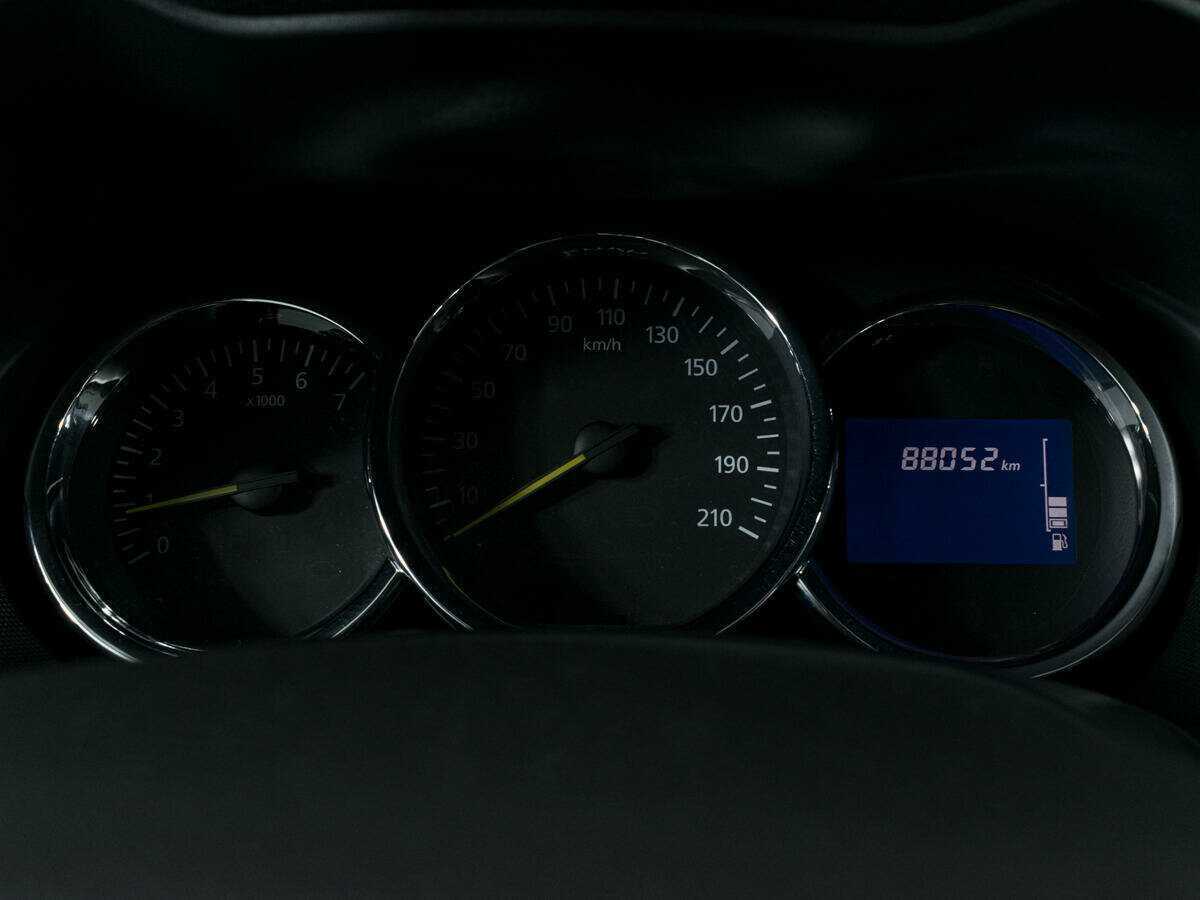 Б/У Рено Дастер 2017 года. Фото: #13