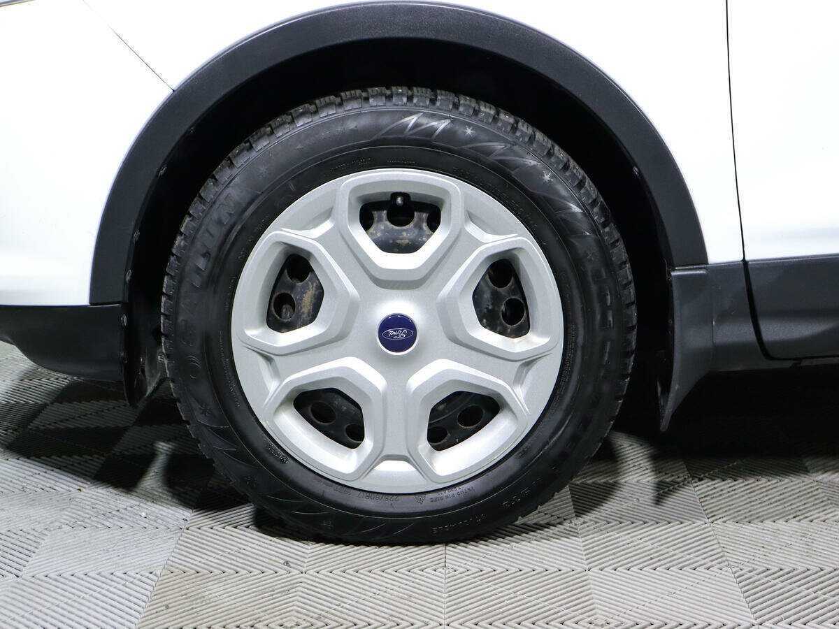 Б/У Форд Куга 2014 года. Фото: #14