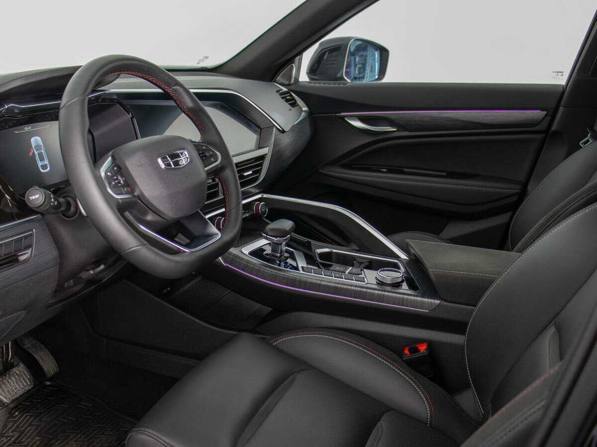 Geely Tugella 2022 года с пробегом. Фото: #10