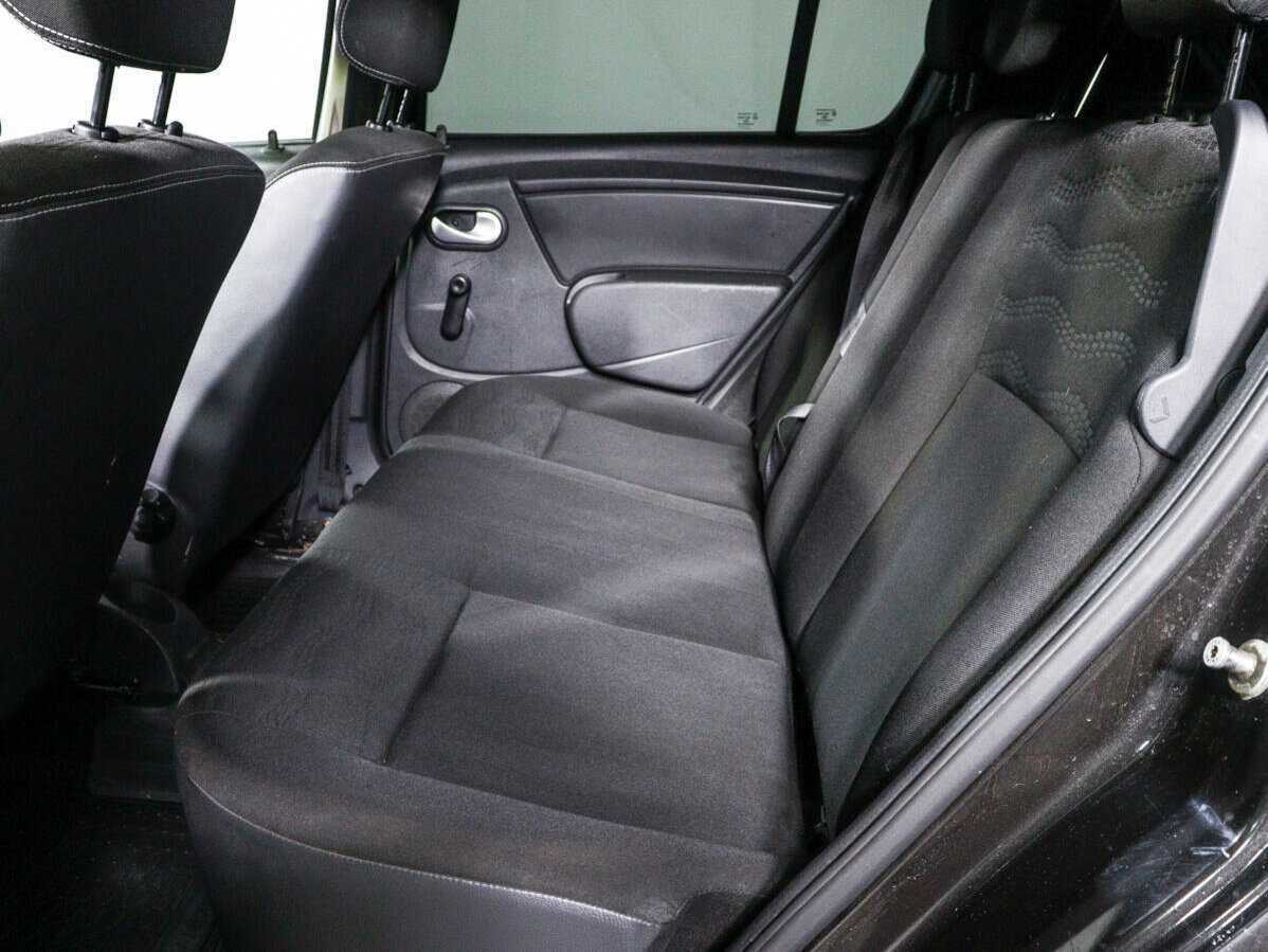 Б/У Рено Сандеро 2012 года. Фото: #9