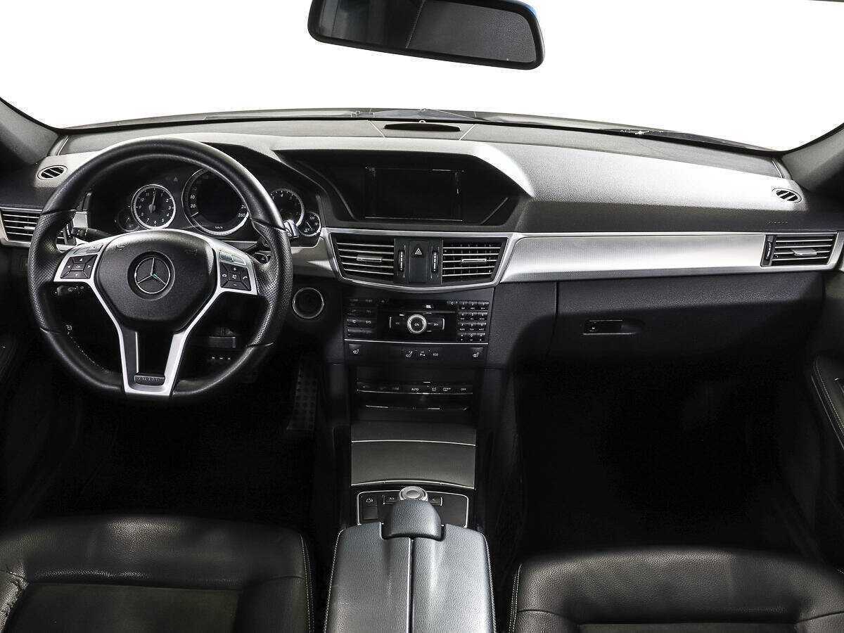 Mercedes-Benz E-Класс 2012 года с пробегом. Фото: #11