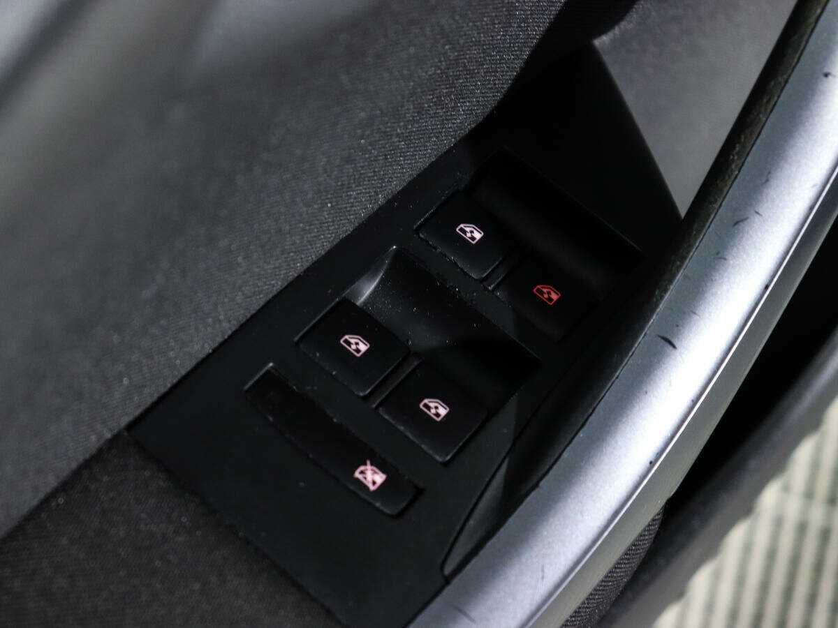 Б/У Опель Астра 2012 года. Фото: #13