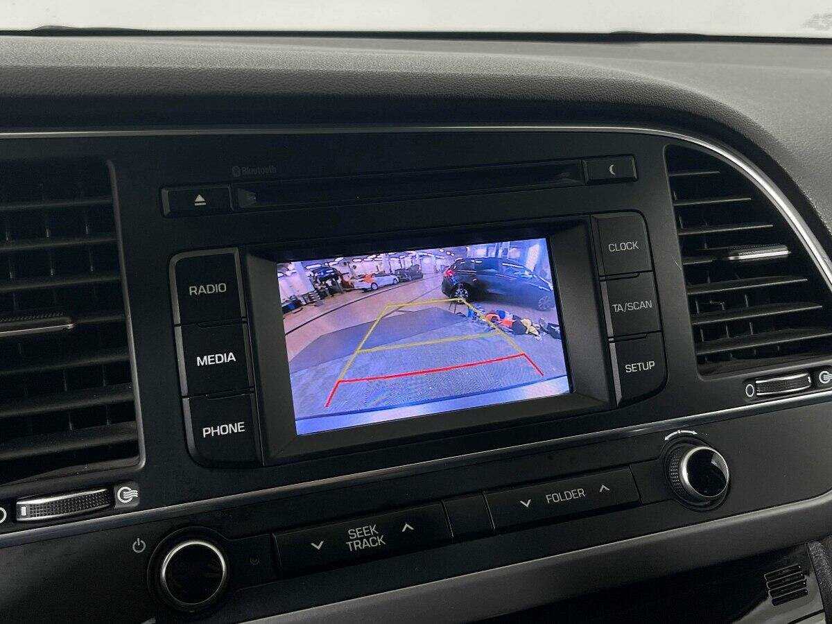 Б/У Хендай Елантра 2018 года. Фото: #13