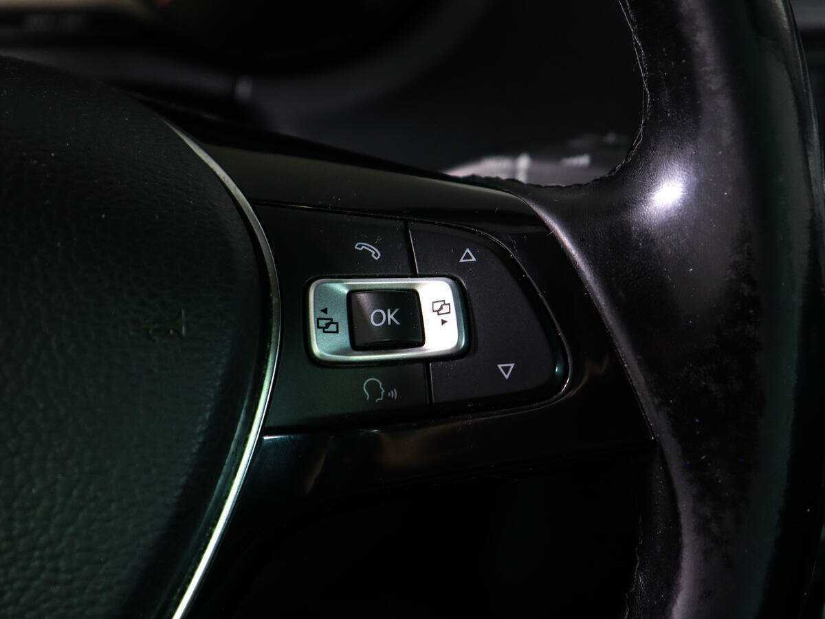 Б/У Фольксваген Поло 2017 года. Фото: #15