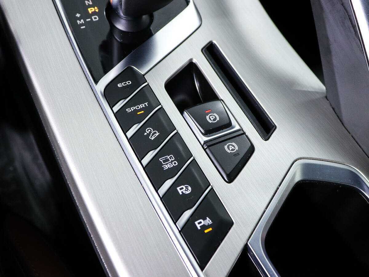 Б/У Джили Кулрэй 2021 года. Фото: #14