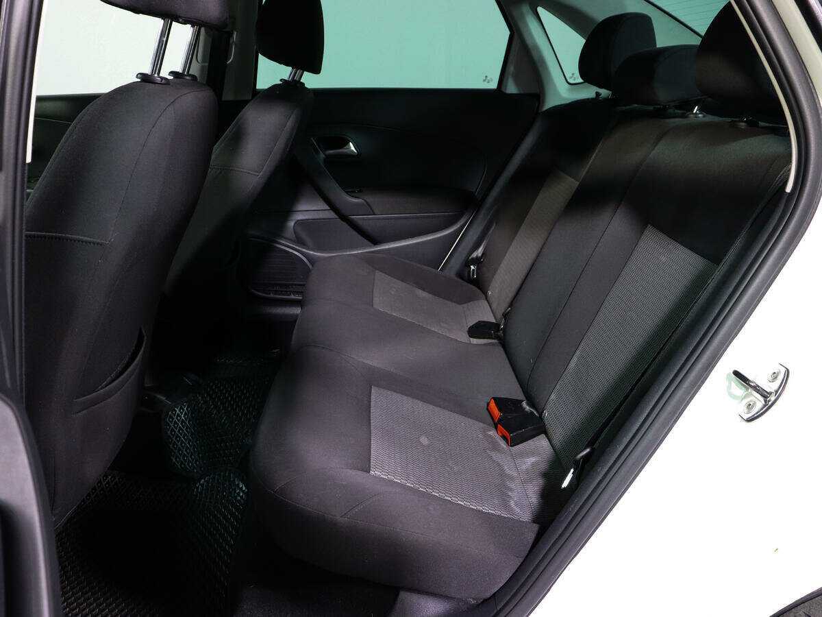 Б/У Фольксваген Поло 2014 года. Фото: #8