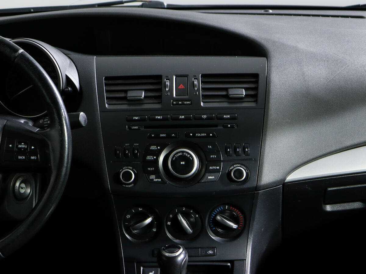 Б/У Мазда 3 2012 года. Фото: #10