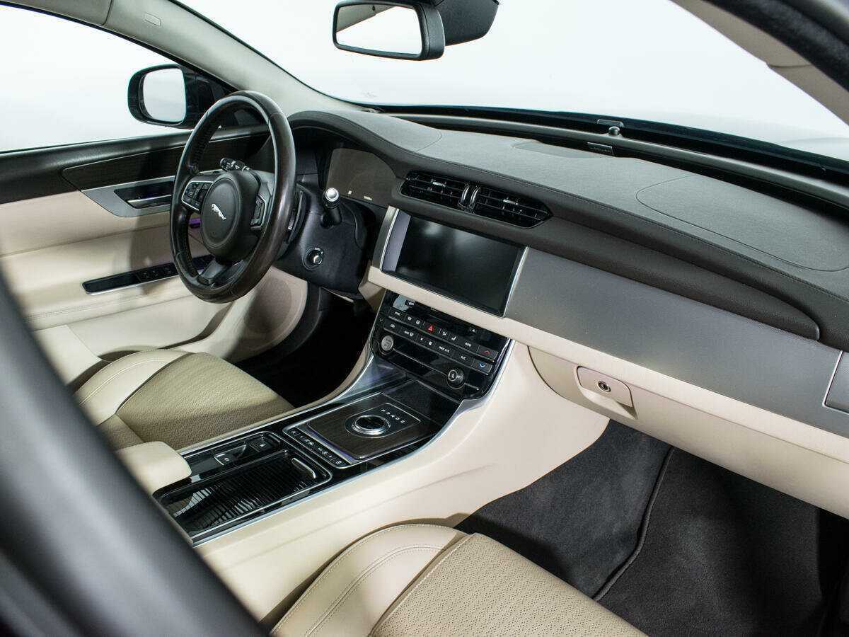Jaguar XF 2016 года с пробегом. Фото: #8