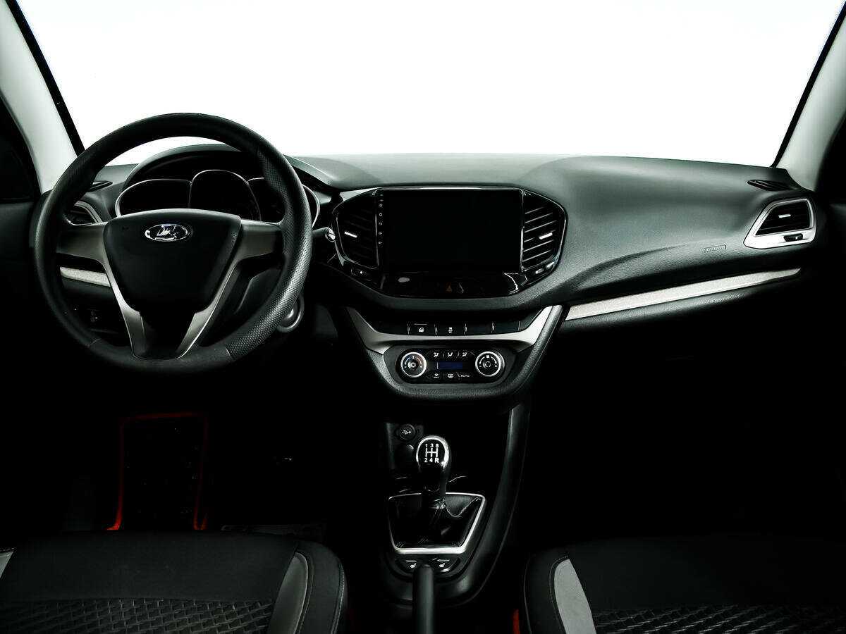 Lada (ВАЗ) Vesta 2017 года с пробегом. Фото: #10