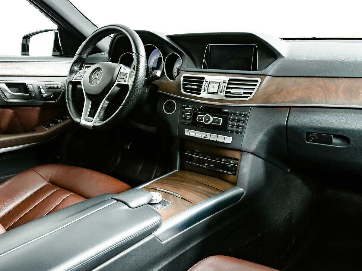 Mercedes-Benz E-Класс 2013 года с пробегом. Фото: #6