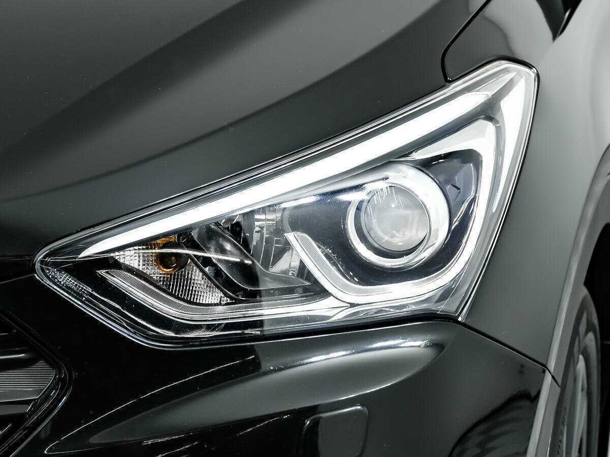 Б/У Хендай Санта Фе 2016 года. Фото: #12