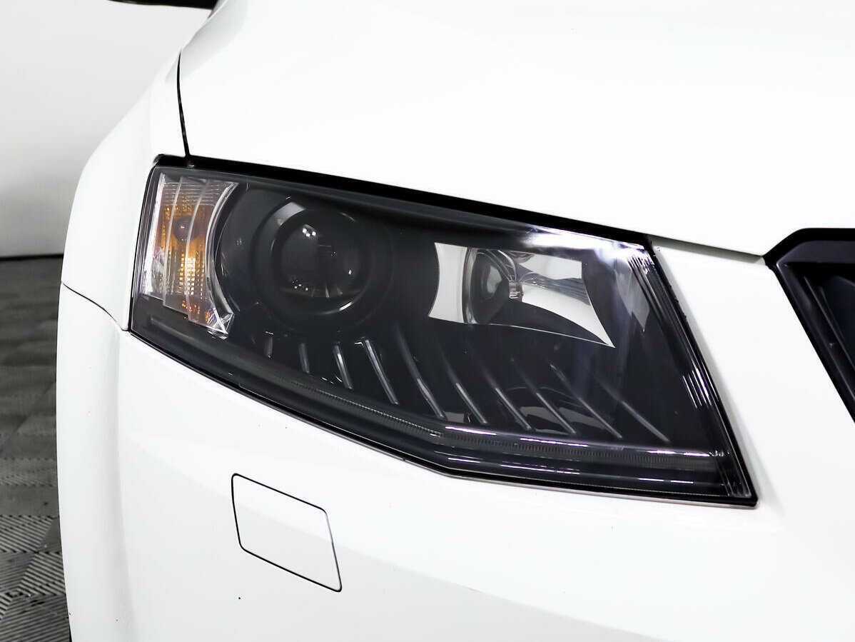 Б/У Шкода Октавия 2016 года. Фото: #14