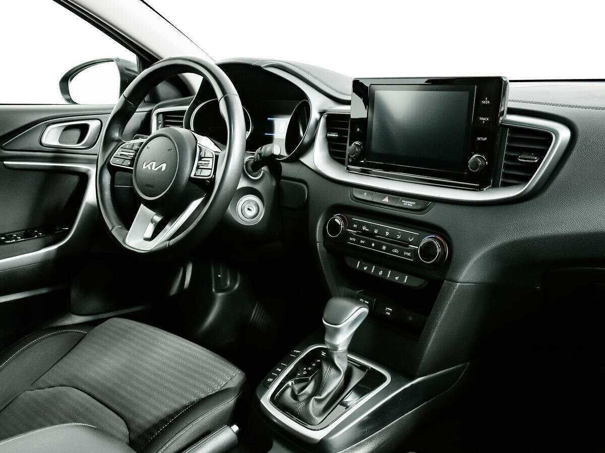 Б/У Киа Сид 2022 года. Фото: #8