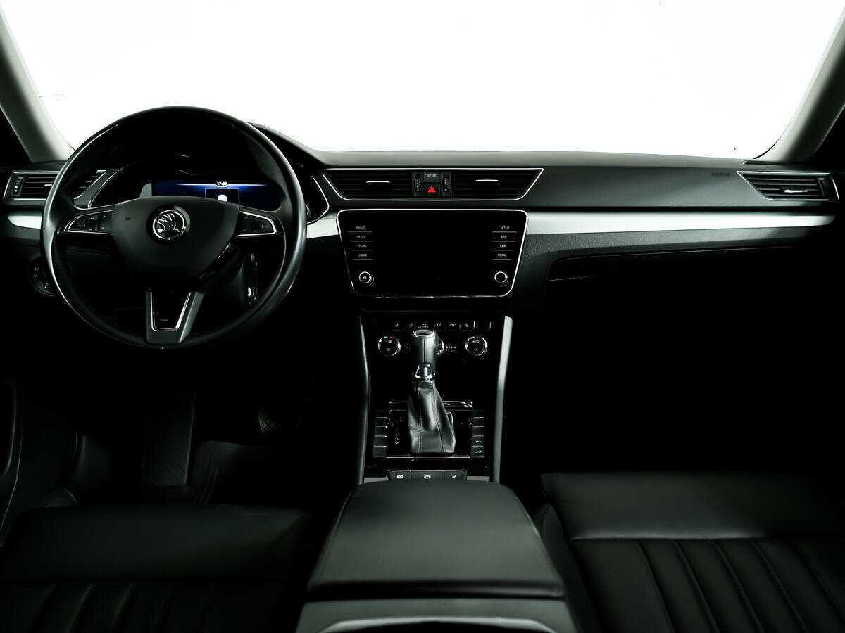 Б/У Шкода Суперб 2019 года. Фото: #10