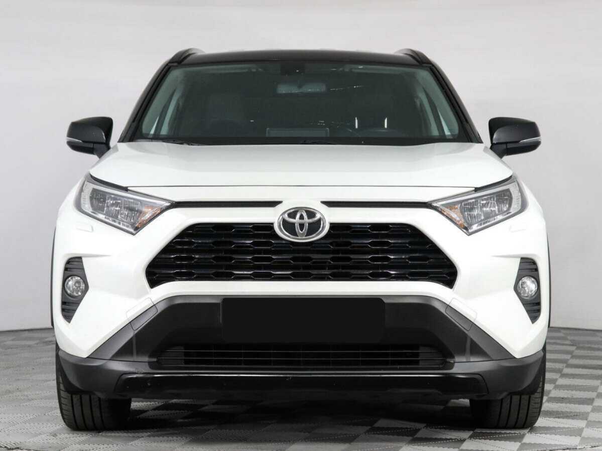 Toyota RAV4 2020 года с пробегом. Фото: #1
