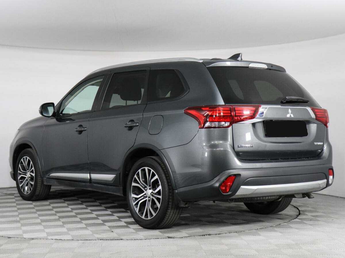 Mitsubishi Outlander 2018 года с пробегом. Фото: #6
