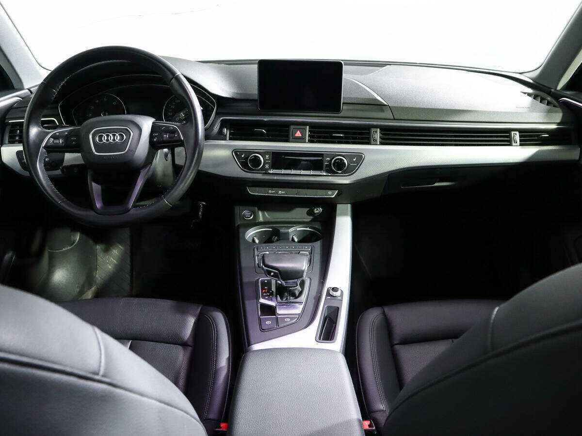 Audi A4 2018 года с пробегом. Фото: #9