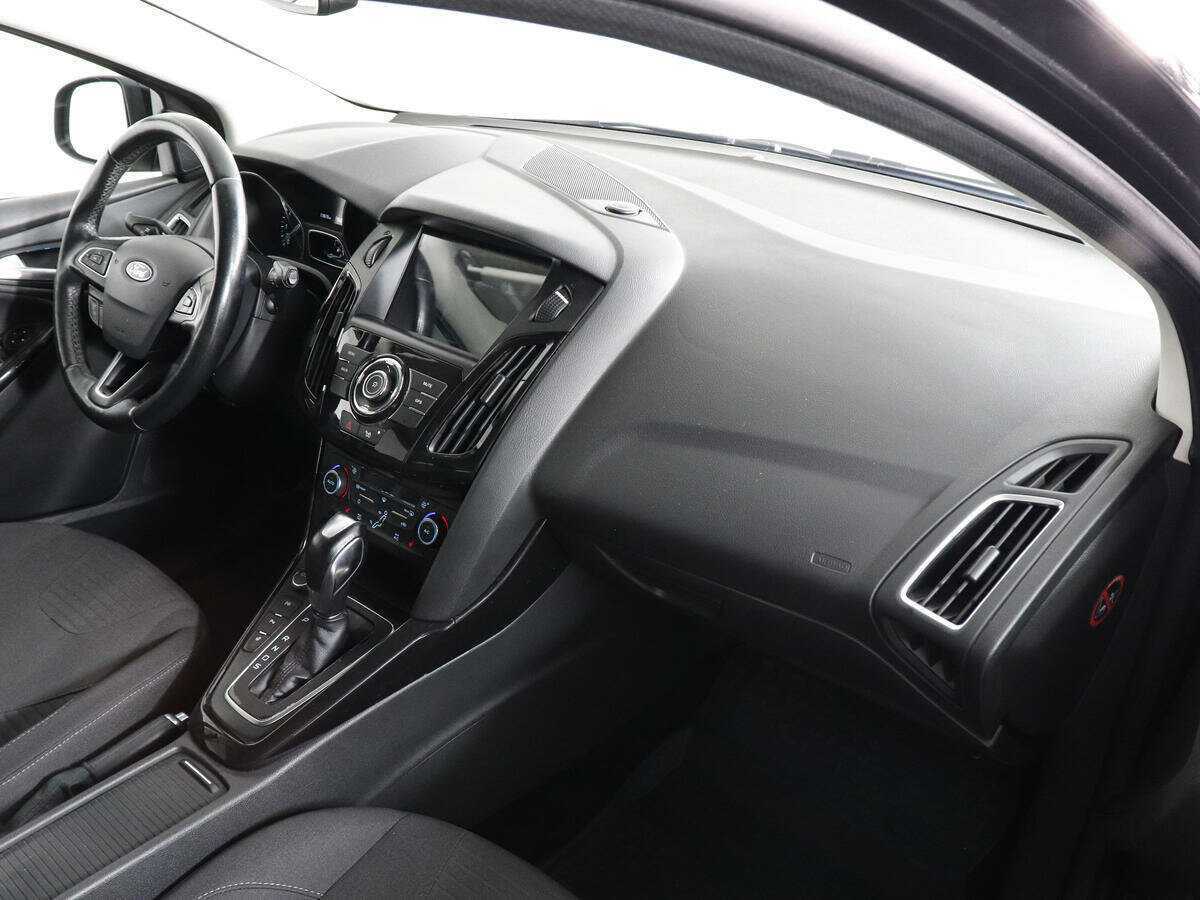 Ford Focus 2017 года с пробегом. Фото: #9