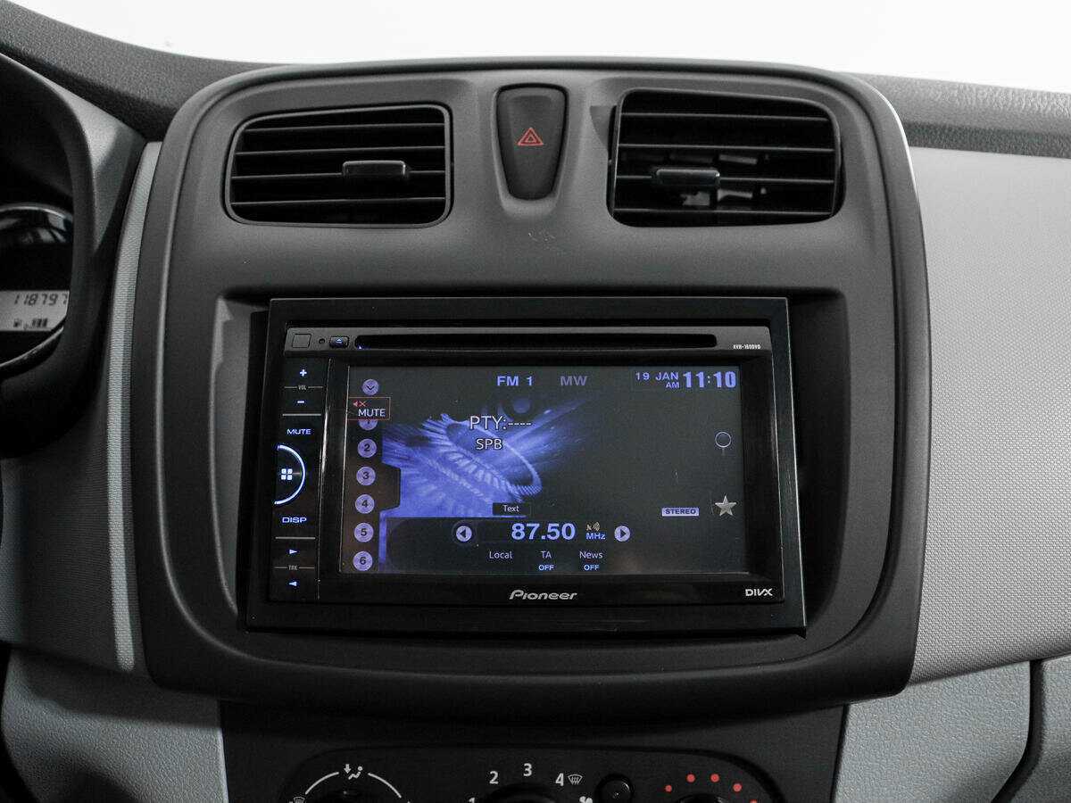 Renault Logan 2014 года с пробегом. Фото: #15