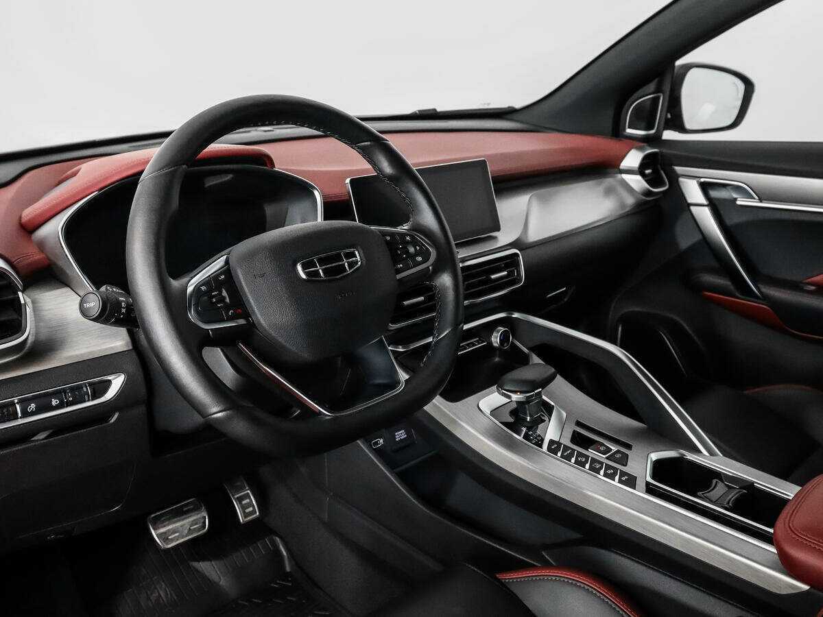 Б/У Джили Кулрэй 2023 года. Фото: #8