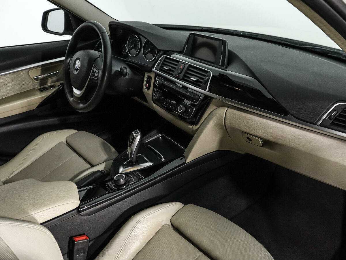 BMW 3 серии 2016 года с пробегом. Фото: #10