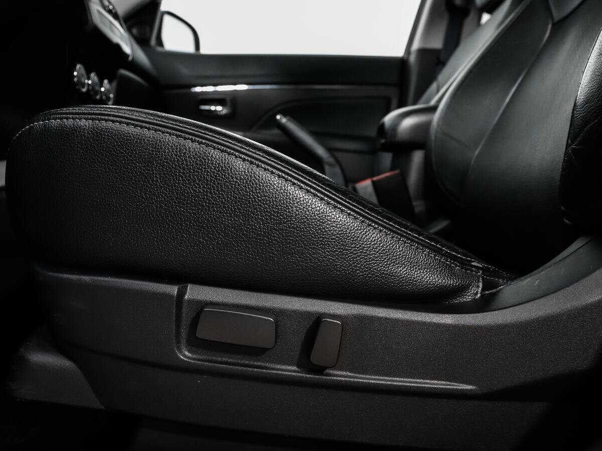 Mitsubishi ASX 2012 года с пробегом. Фото: #9