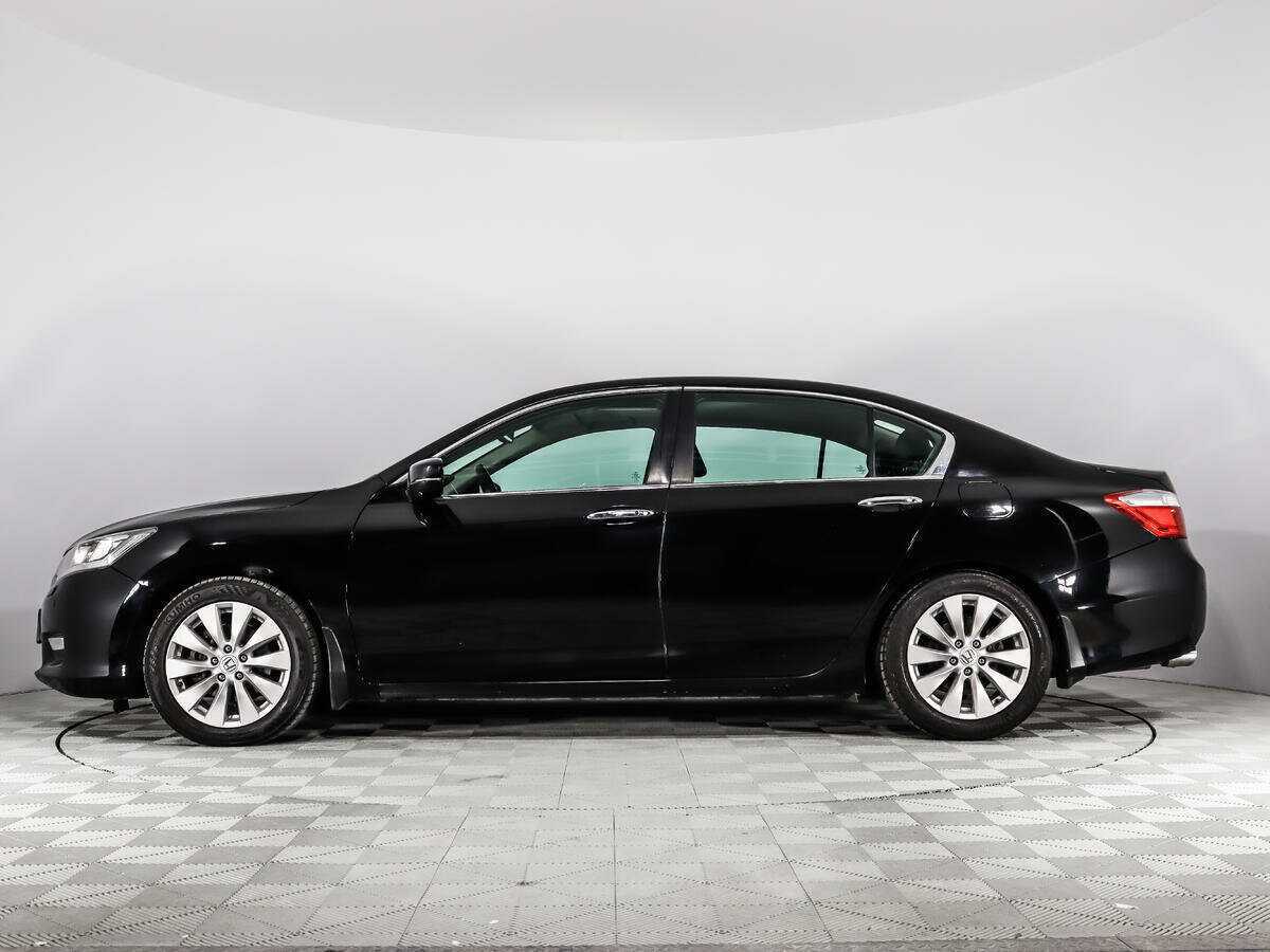 Honda Accord 2013 года с пробегом. Фото: #7