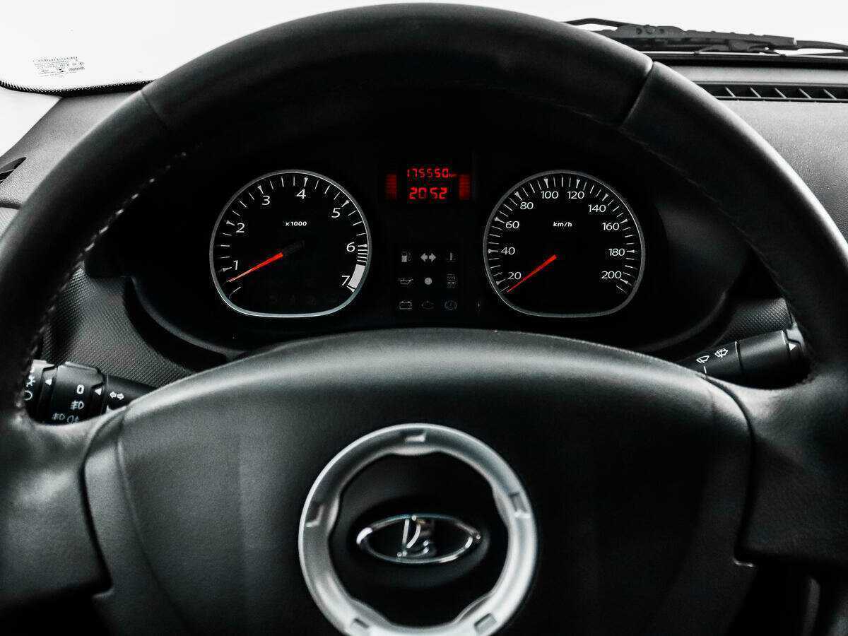 Lada (ВАЗ) Largus 2015 года с пробегом. Фото: #14