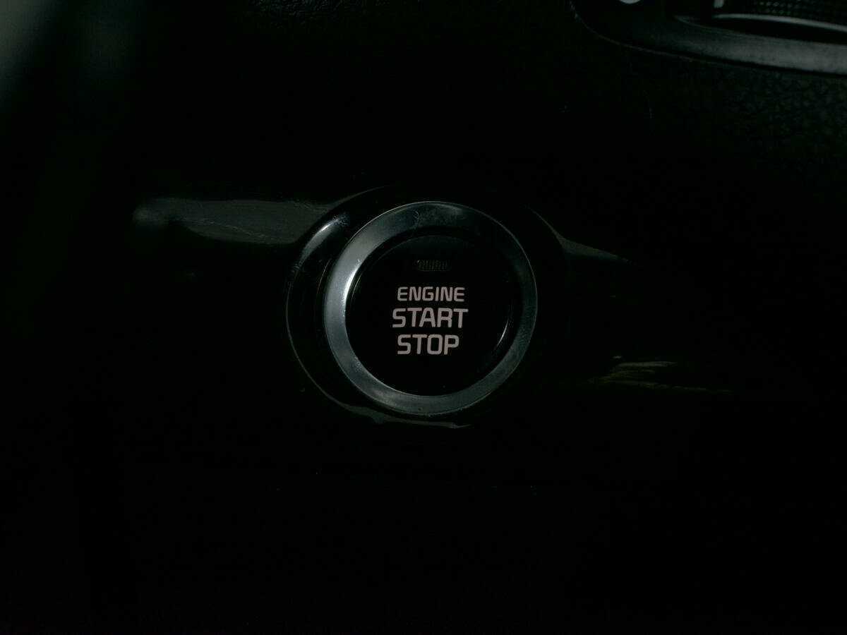 Б/У Киа Соренто 2017 года. Фото: #16