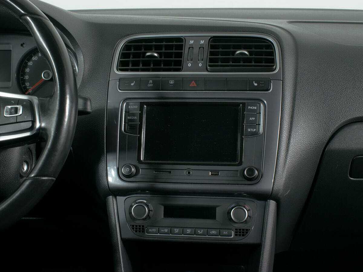 Б/У Фольксваген Поло 2019 года. Фото: #10