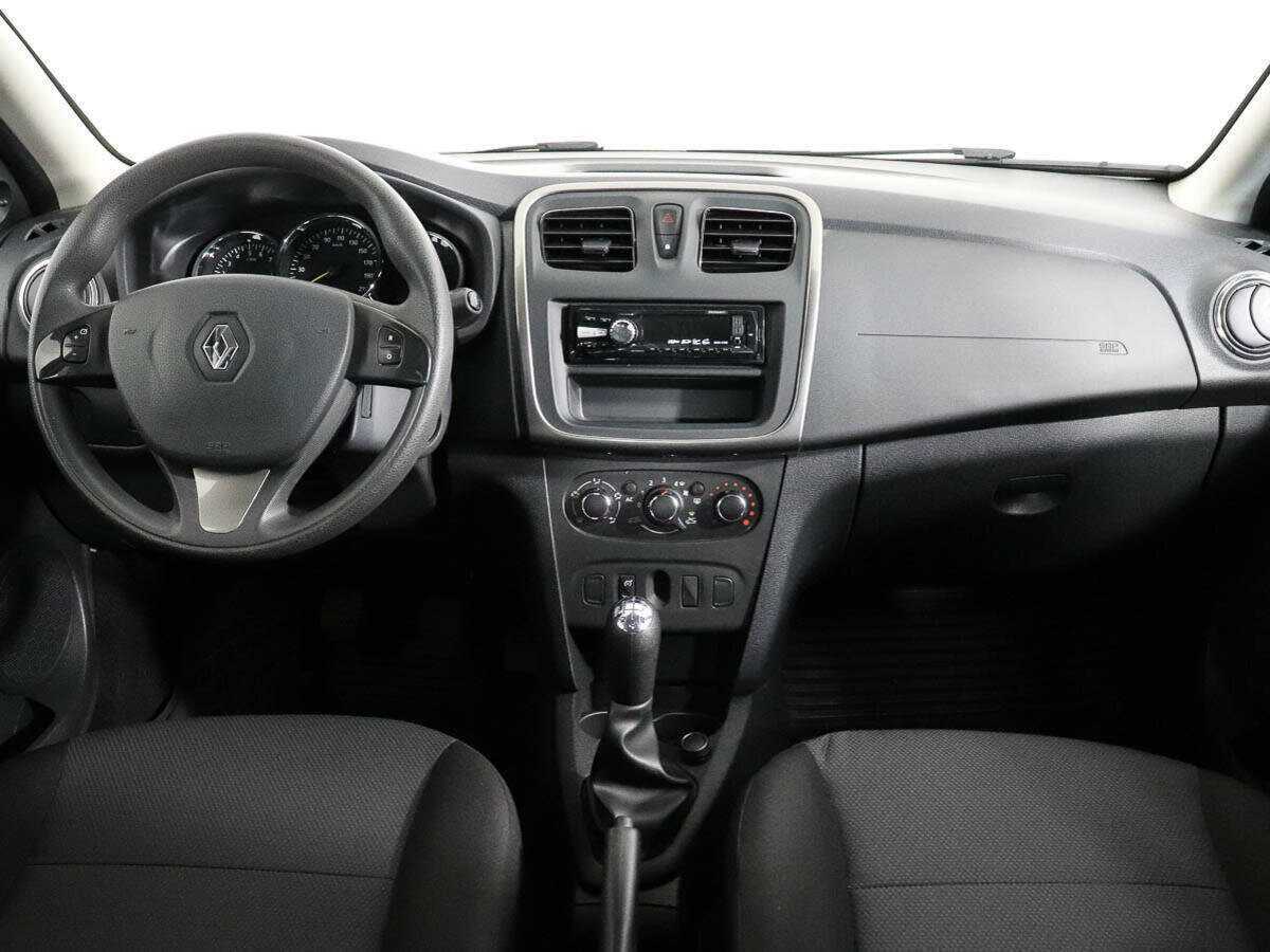 Renault Sandero 2015 года с пробегом. Фото: #12