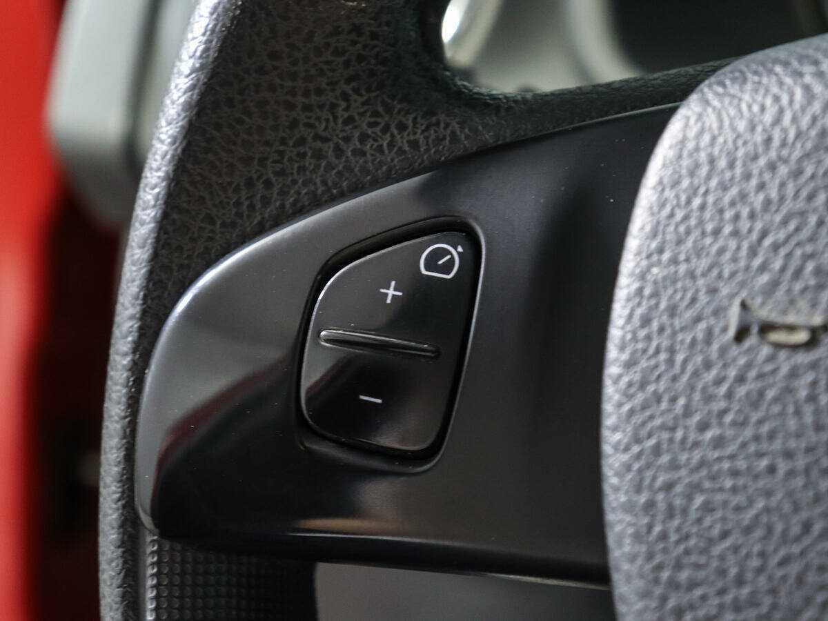 Б/У Рено Сандеро 2015 года. Фото: #15