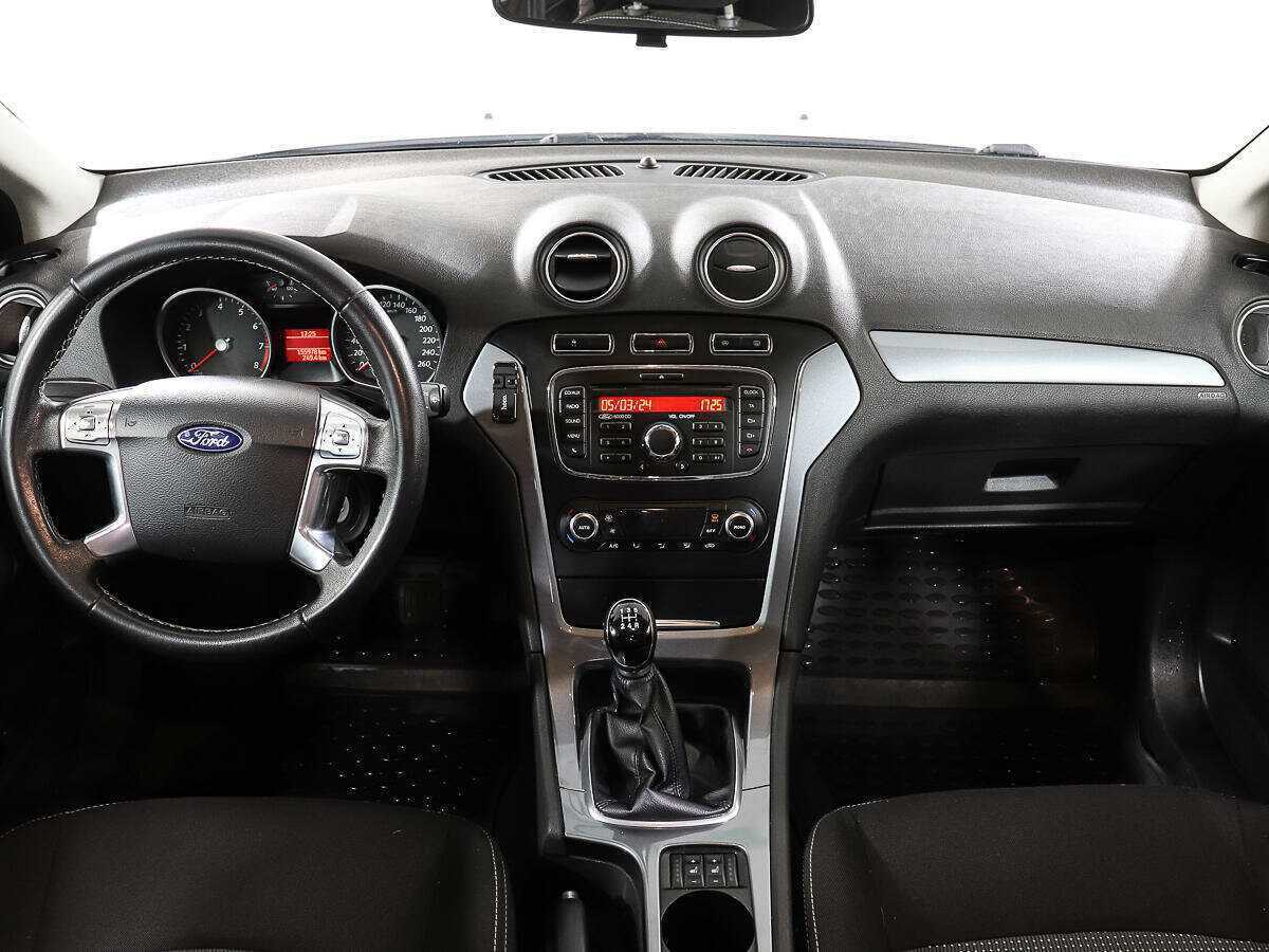 Ford Mondeo 2013 года с пробегом. Фото: #11