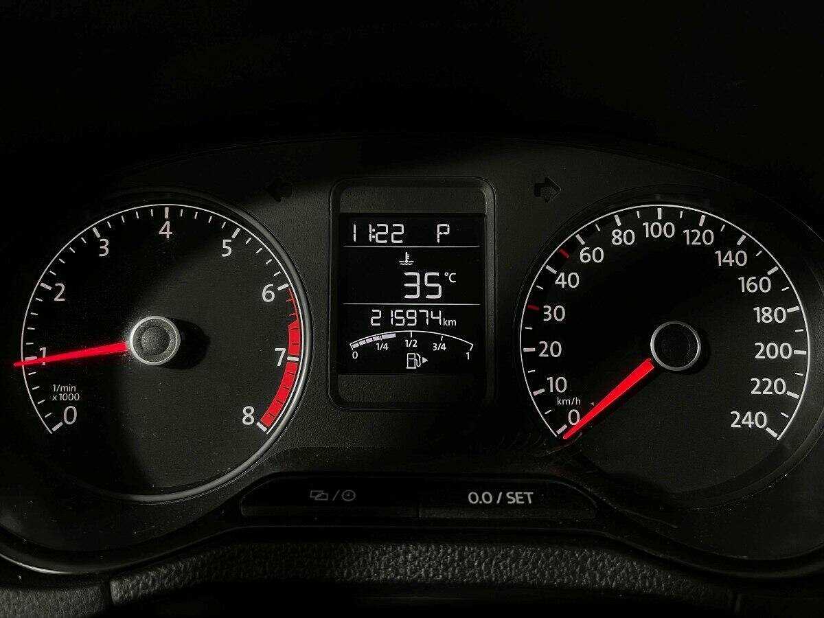 Б/У Фольксваген Поло 2016 года. Фото: #10