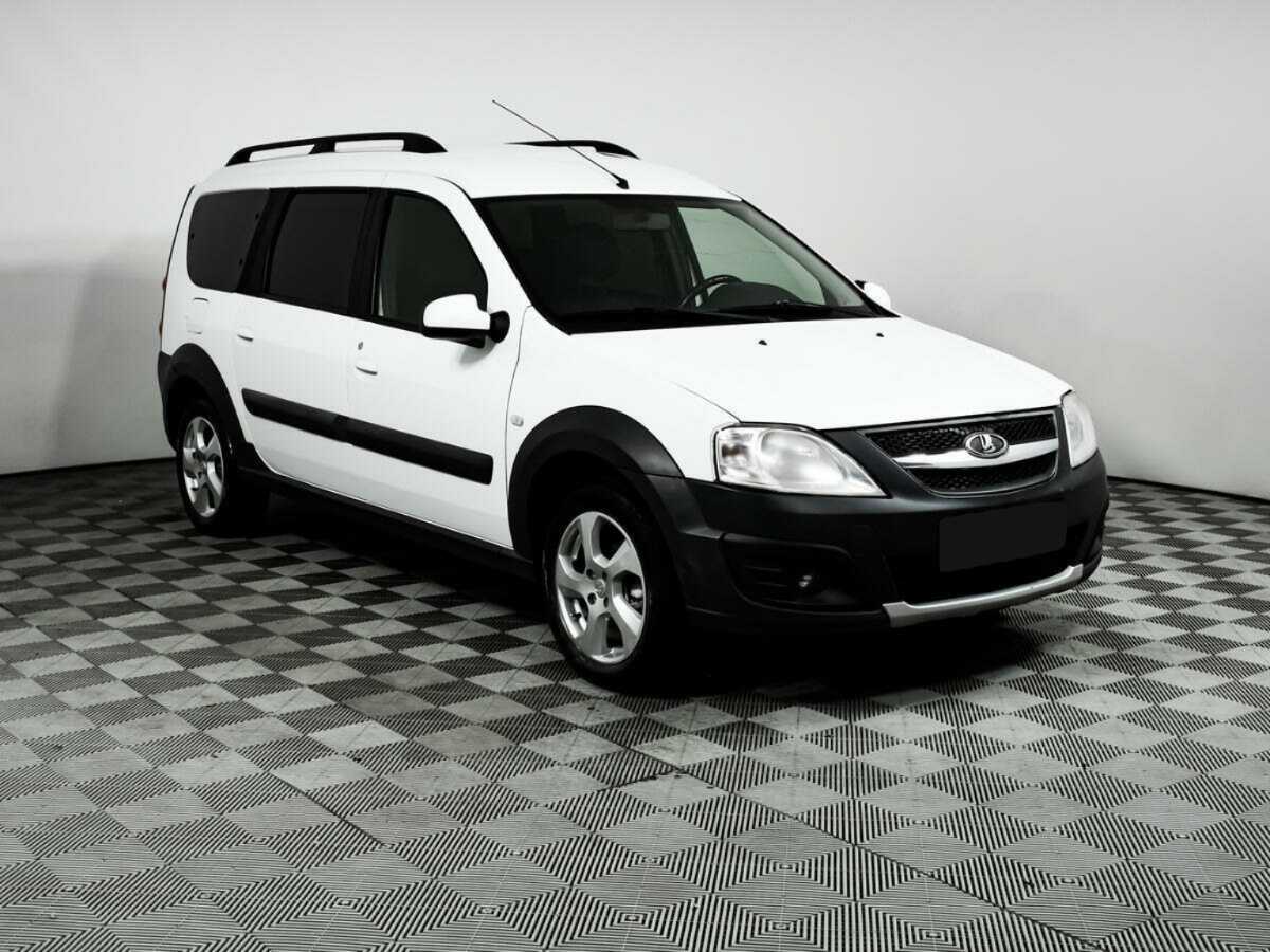 Lada (ВАЗ) Largus 2018 года с пробегом. Фото: #2