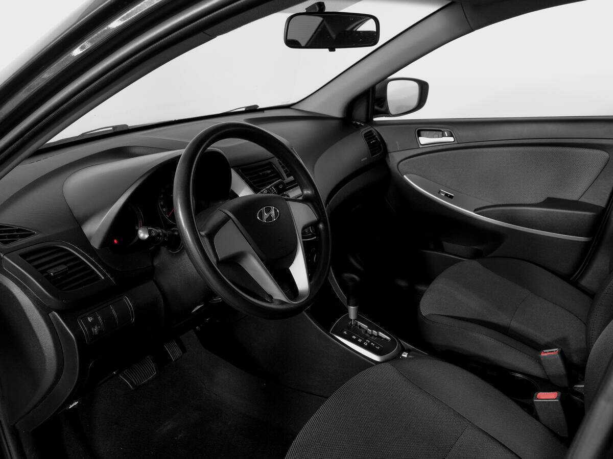 Б/У Хендай Солярис 2014 года. Фото: #14