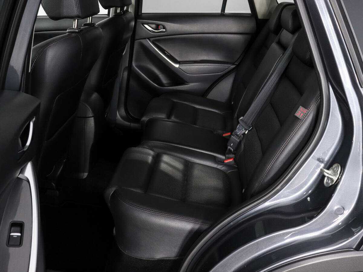 Б/У Мазда Ц-Икс-5 2016 года. Фото: #16