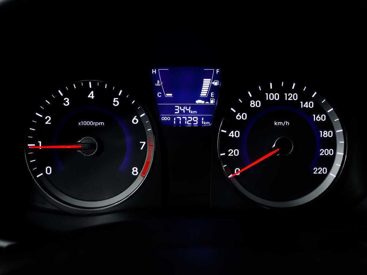 Б/У Хендай Солярис 2012 года. Фото: #9