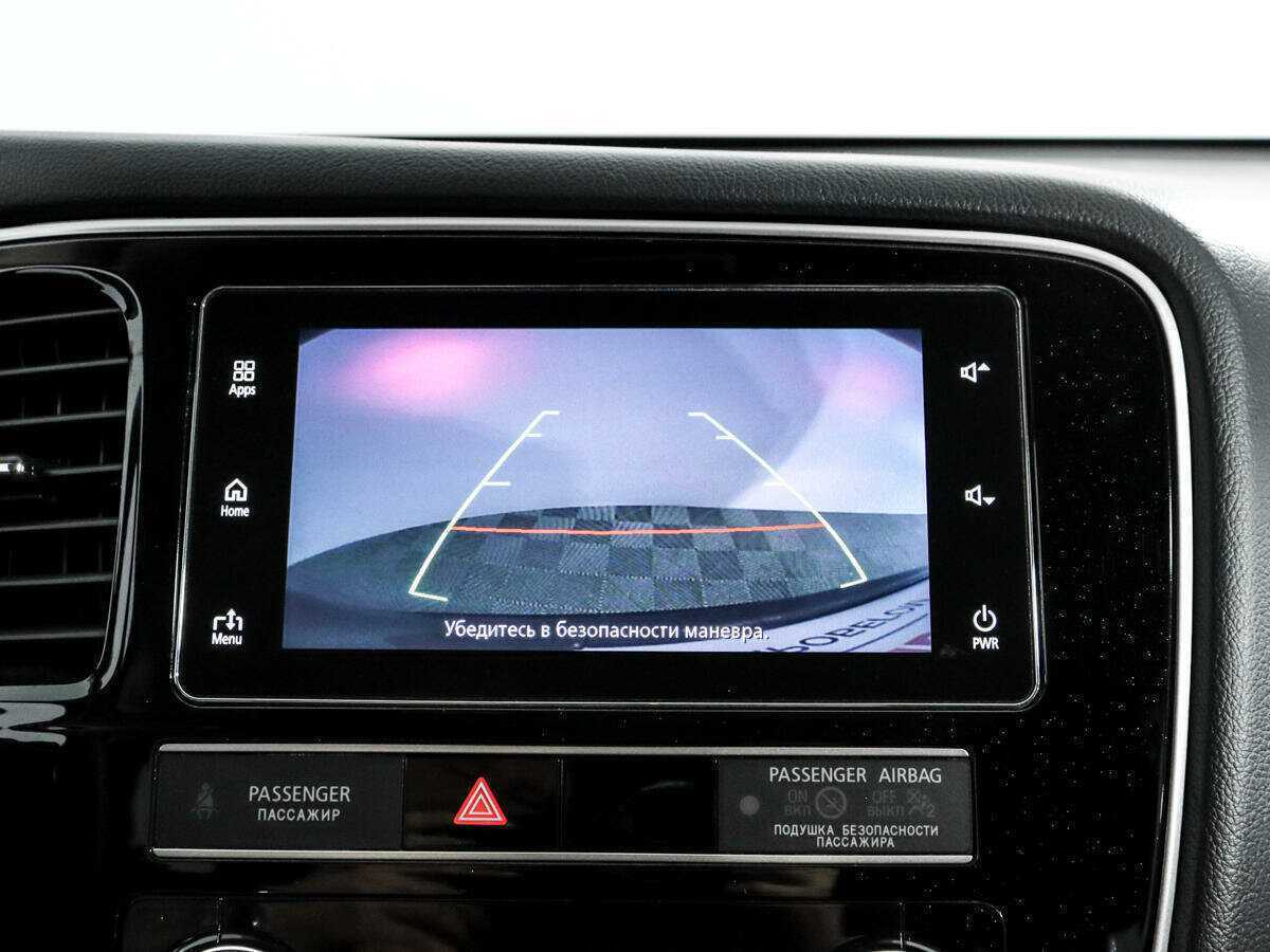 Б/У Митсубиши Оутлэндер 2019 года. Фото: #16