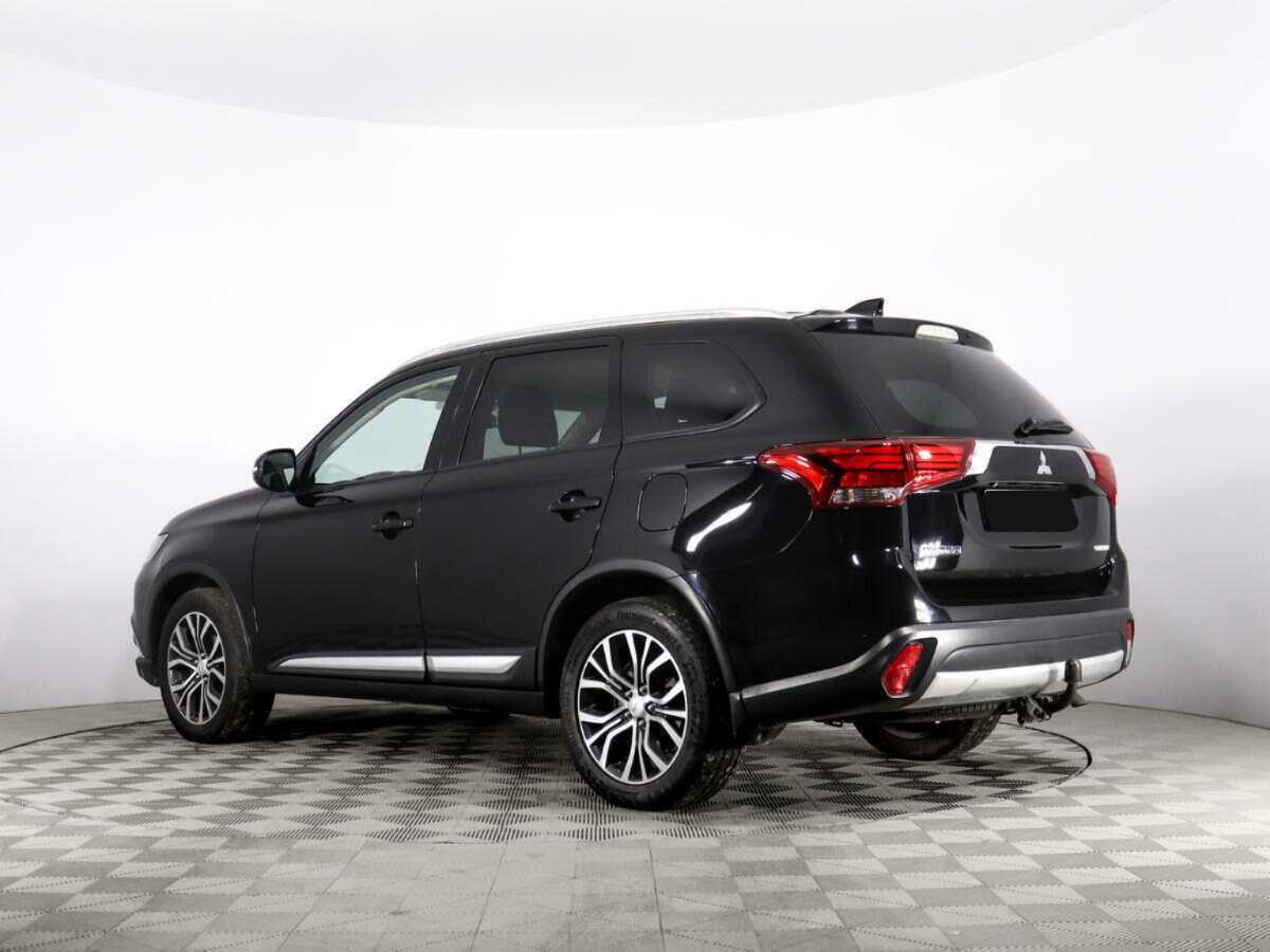 Mitsubishi Outlander 2017 года с пробегом. Фото: #6