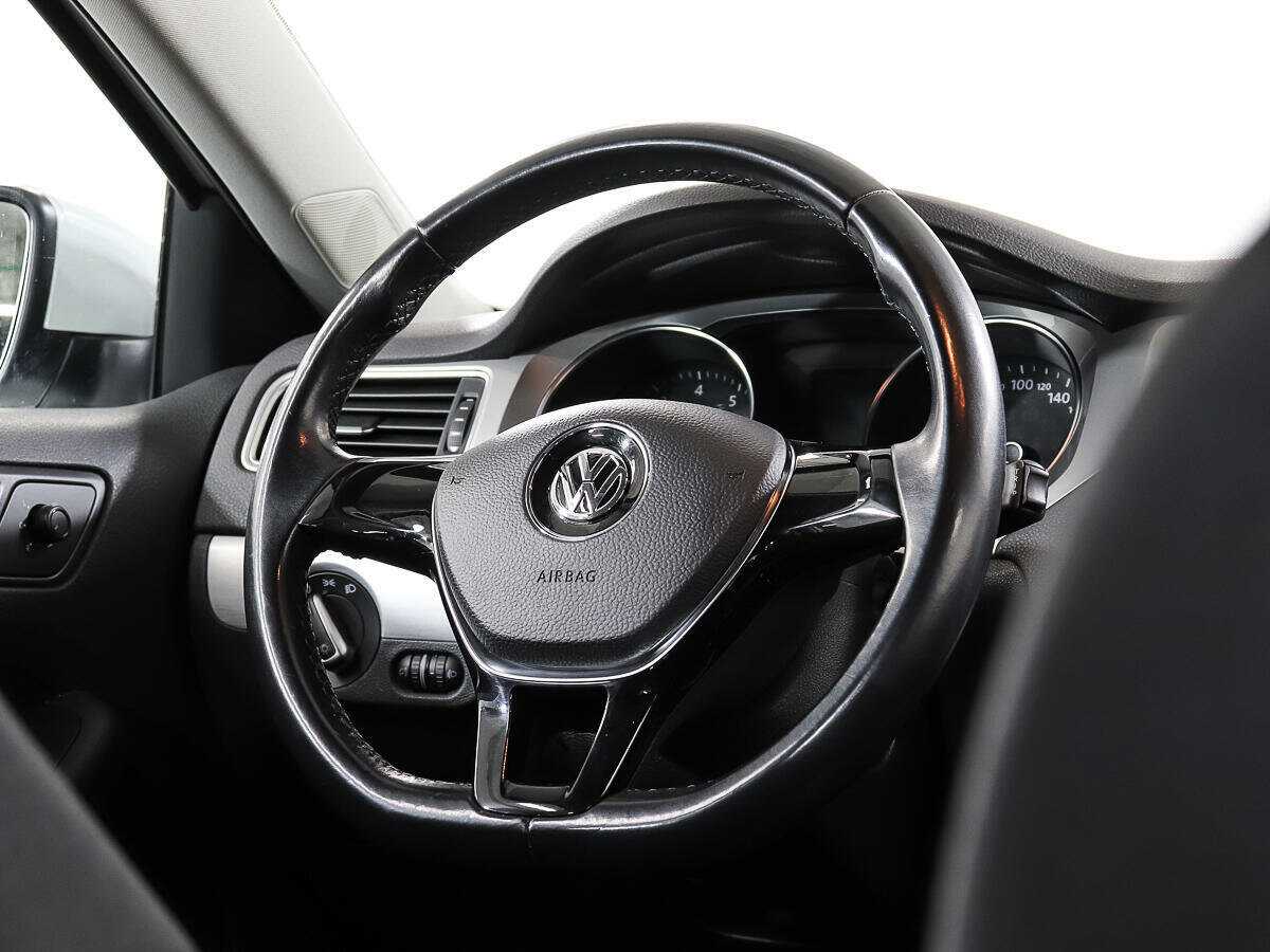 Volkswagen Jetta 2017 года с пробегом. Фото: #13