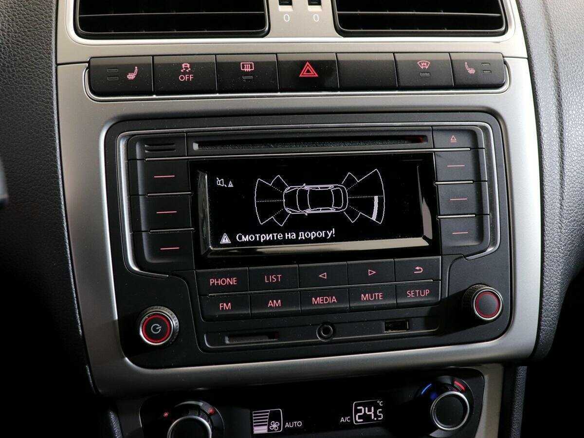 Б/У Фольксваген Поло 2017 года. Фото: #16