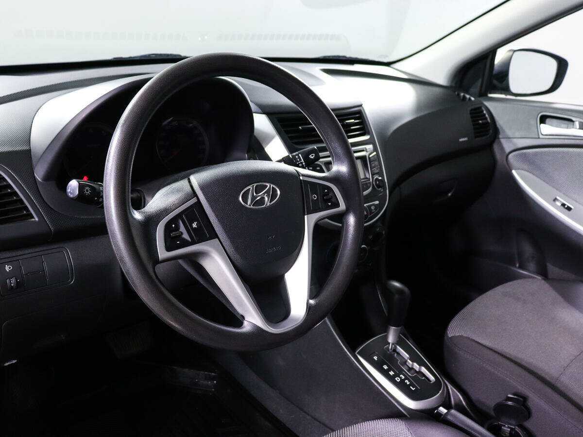 Б/У Хендай Солярис 2013 года. Фото: #12