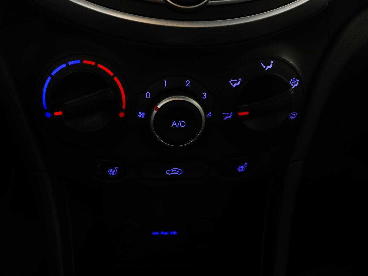 Б/У Хендай Солярис 2013 года. Фото: #14