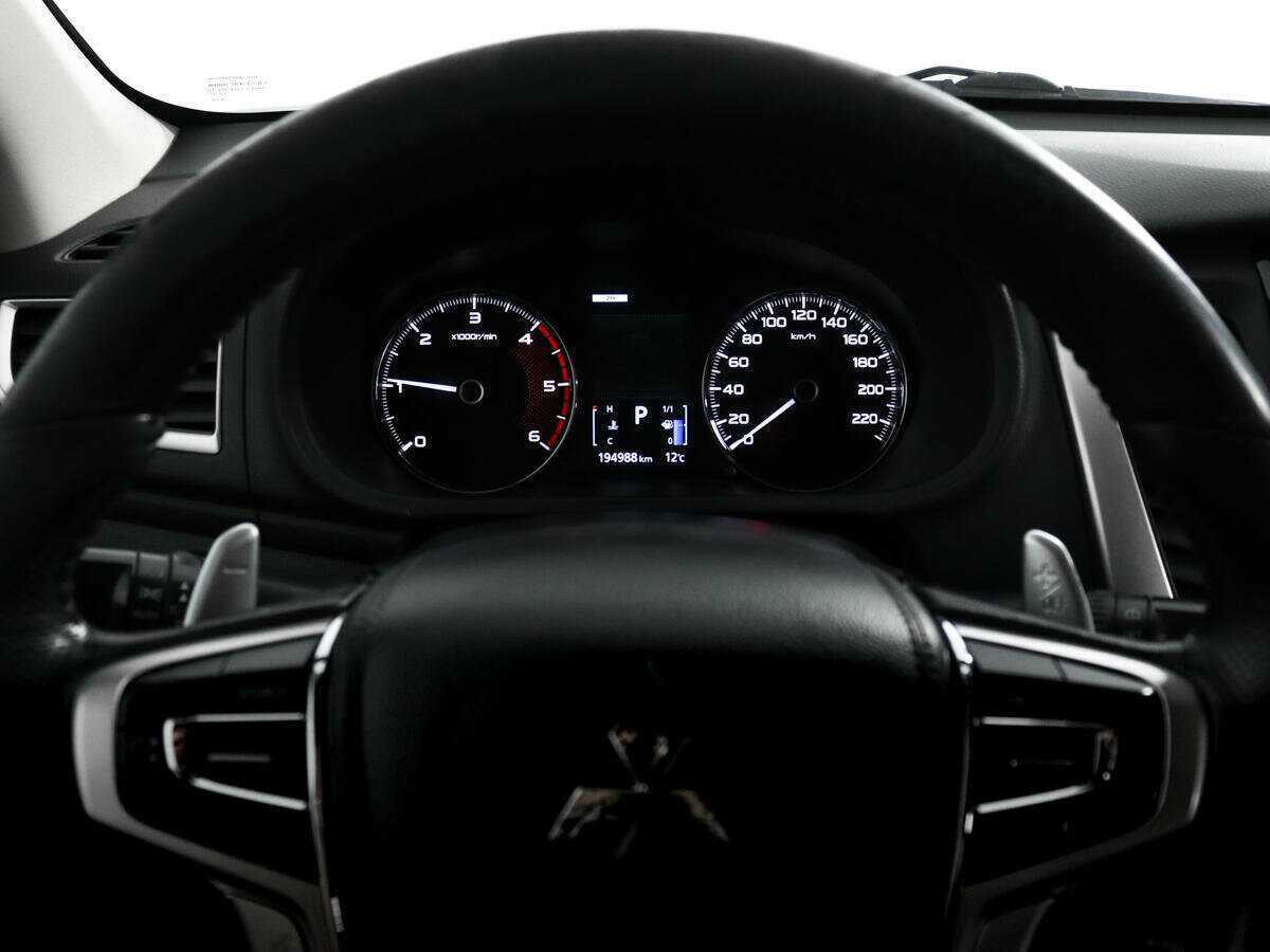 Mitsubishi Pajero Sport 2019 года с пробегом. Фото: #17