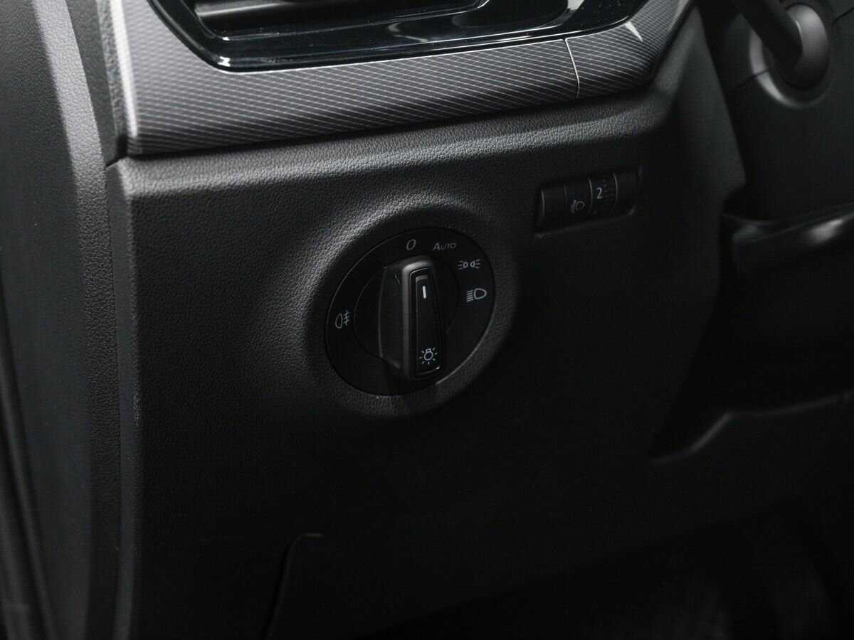 Б/У Фольксваген Поло 2021 года. Фото: #16