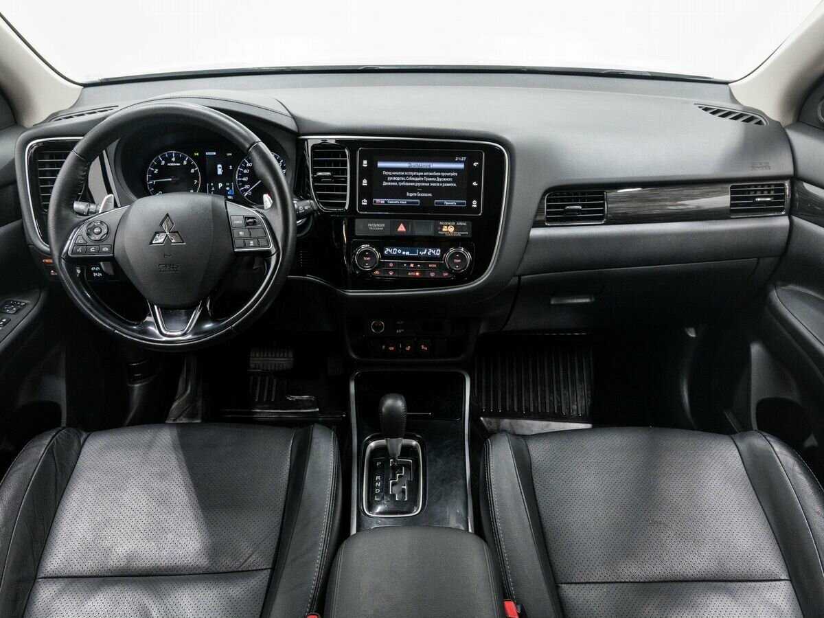 Mitsubishi Outlander 2018 года с пробегом. Фото: #10