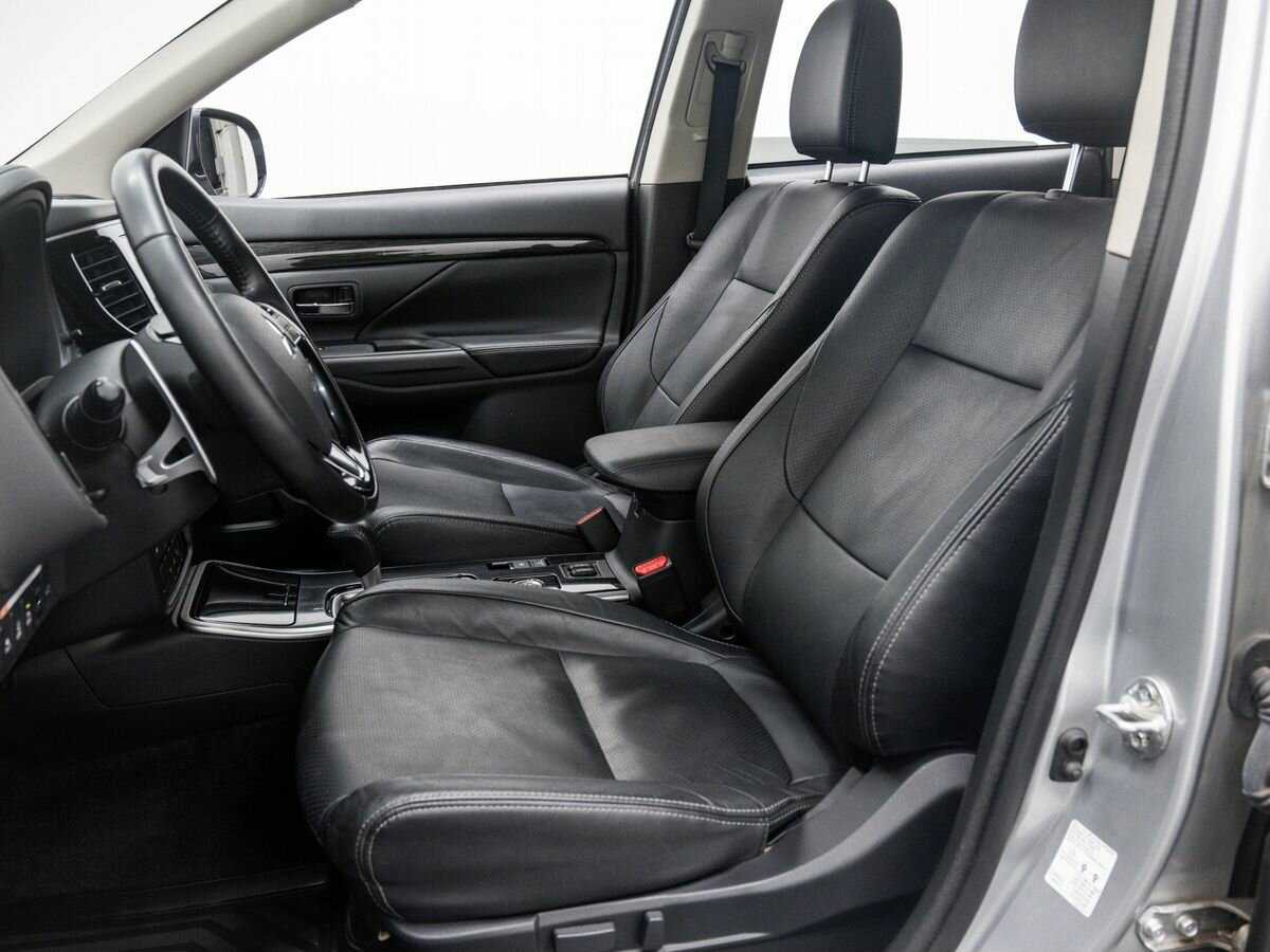 Mitsubishi Outlander 2018 года с пробегом. Фото: #14