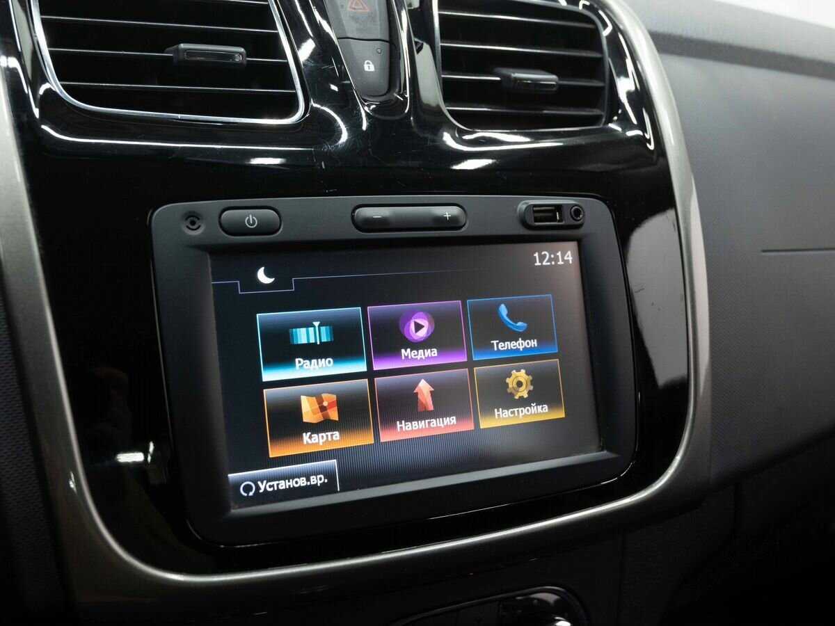 Б/У Рено Сандеро 2017 года. Фото: #17