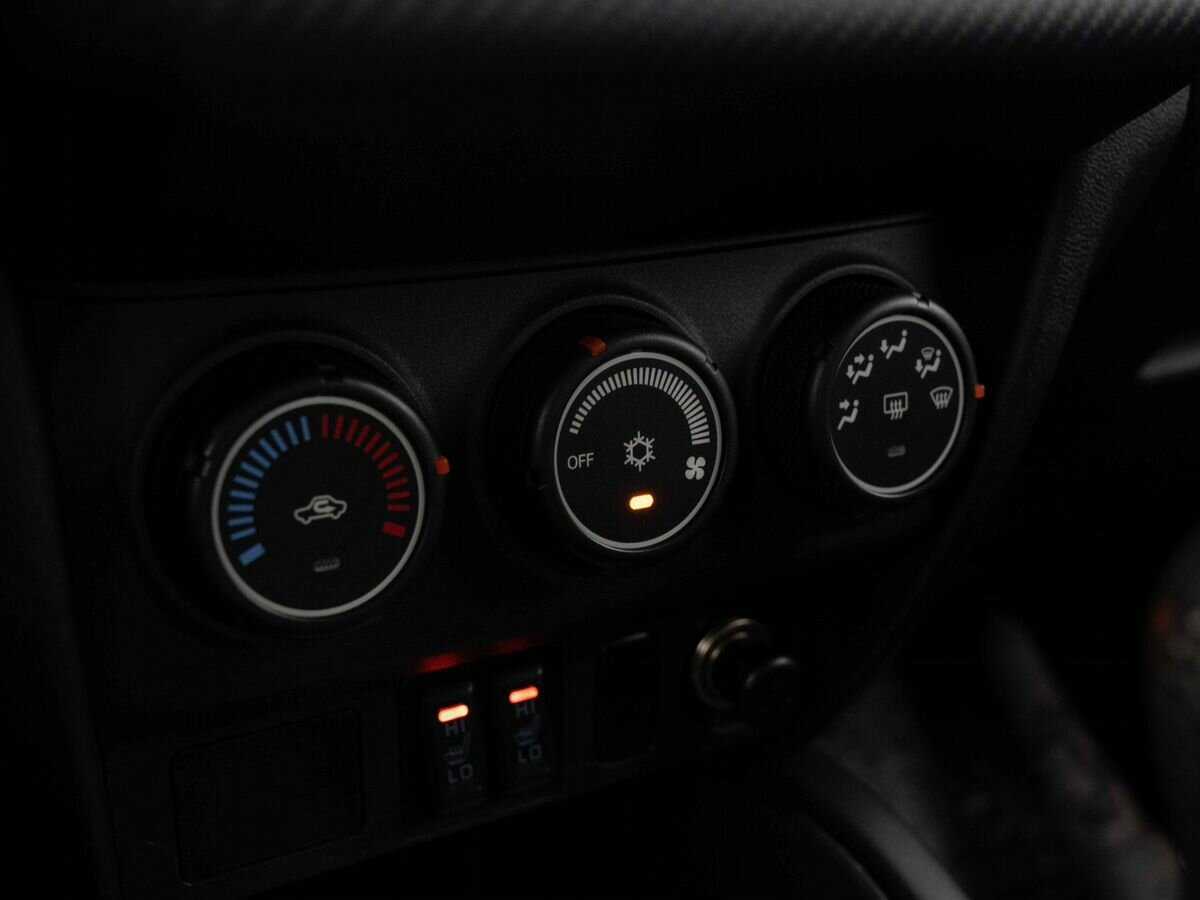 Б/У Митсубиши АС-Икс 2018 года. Фото: #19